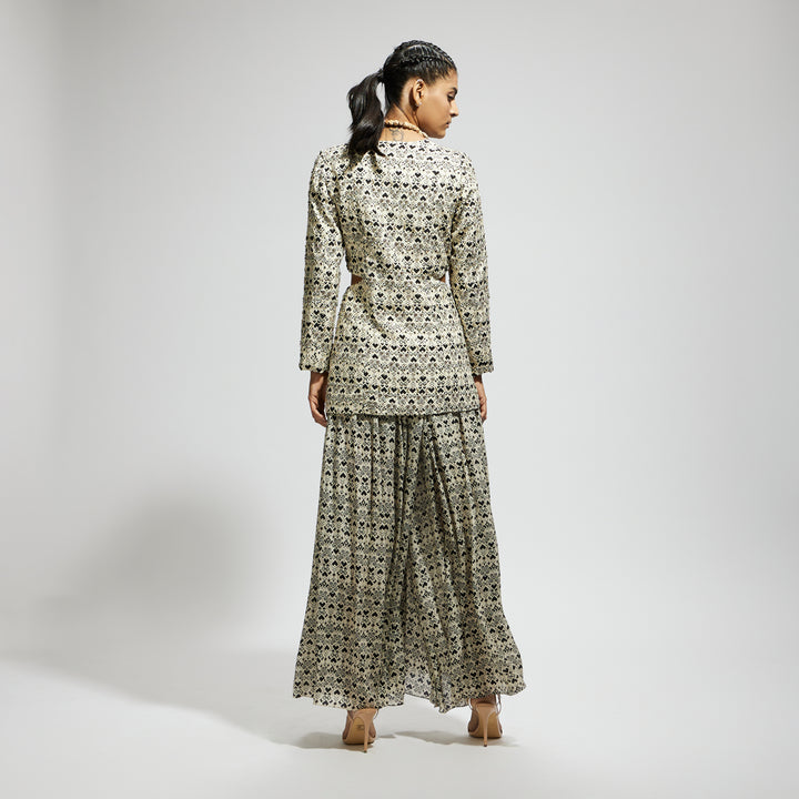 SAMSAARA JACKET SET 12