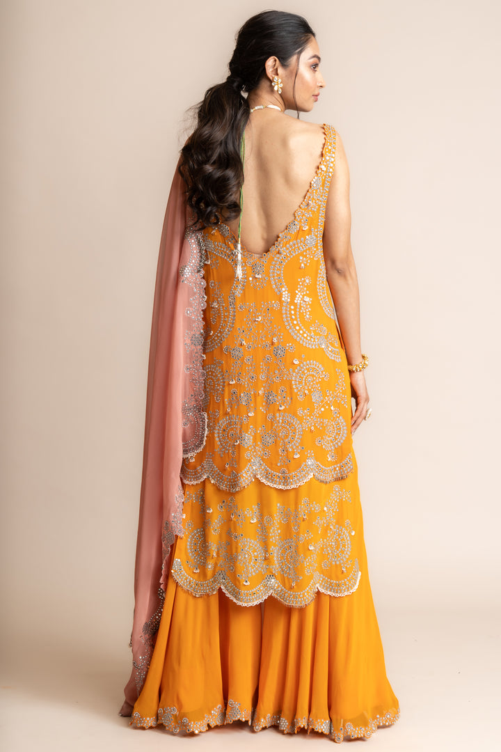 DOUBLE LAYERED KURTA ET